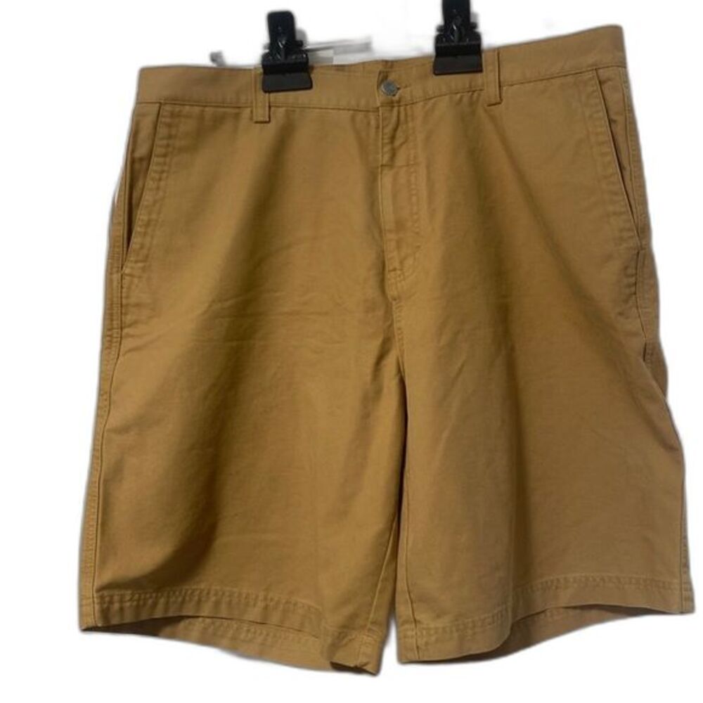 EMS Mens tan flat front Granite comfort shorts size 40